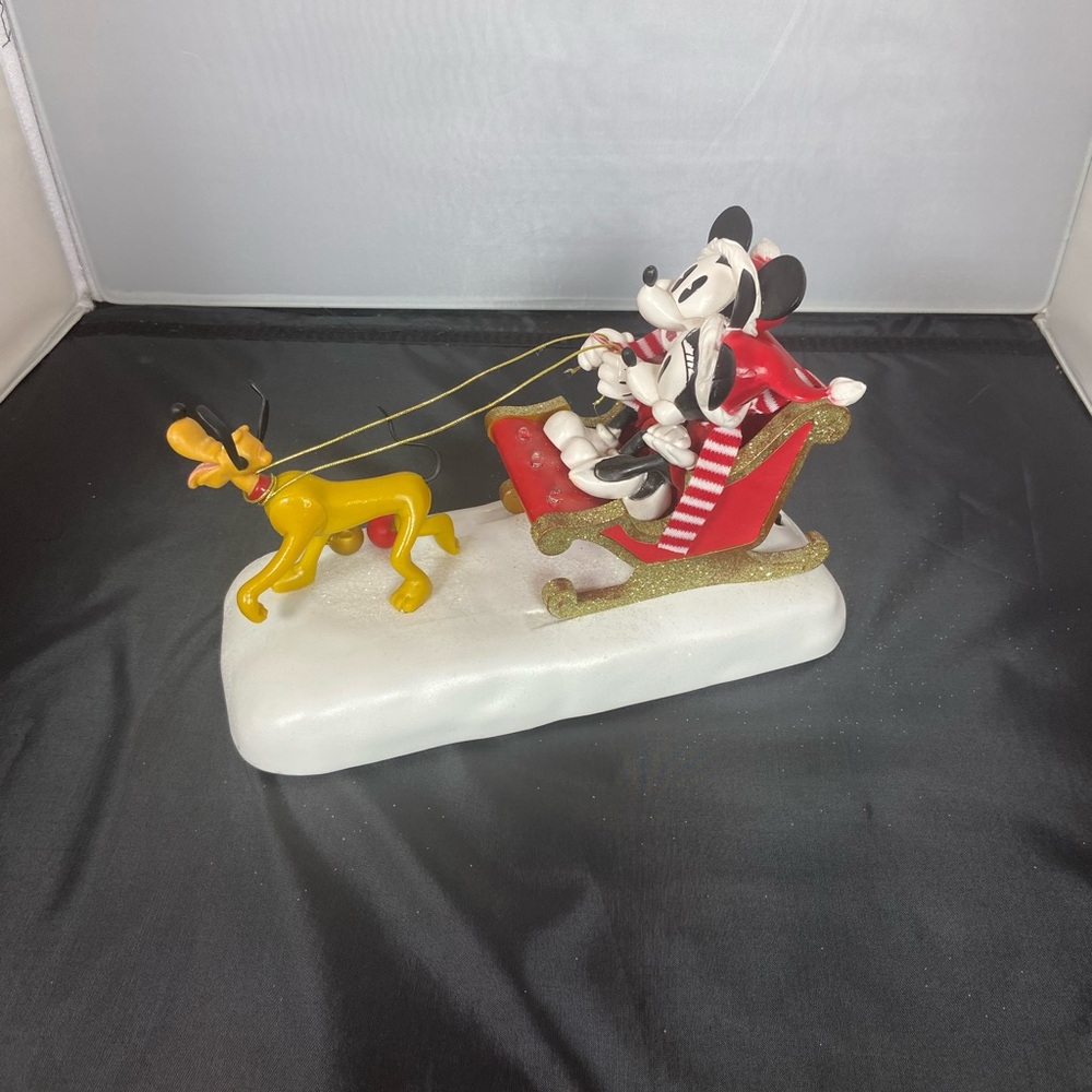 Disney Mickey & Minnie Holiday Sleigh Figurine with Pluto – Christmas Decoration